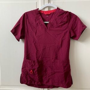 Carhartt scrub top